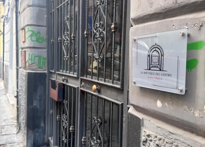 La Boutique Del Centro Πανσιόν Νάπολη
