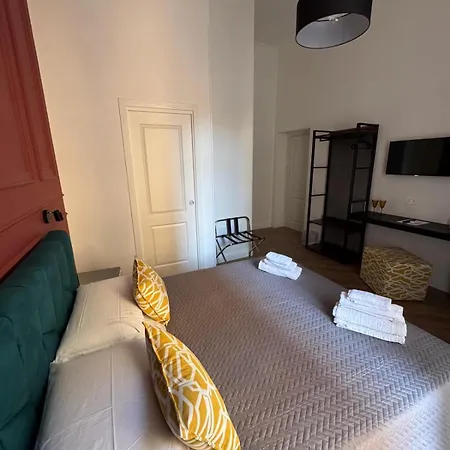 Πανσιόν La Boutique Del Centro 4*
