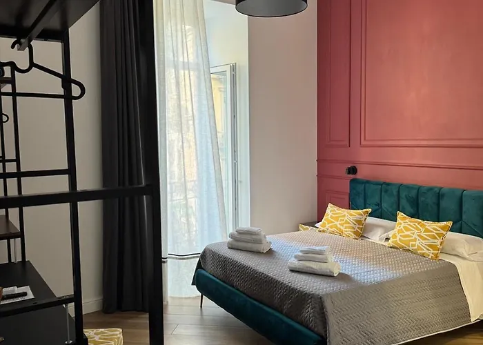 La Boutique Del Centro בית הארחה נאפולי